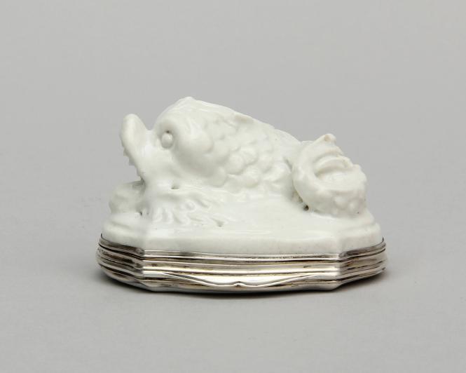 Snuffbox (Tabatière)