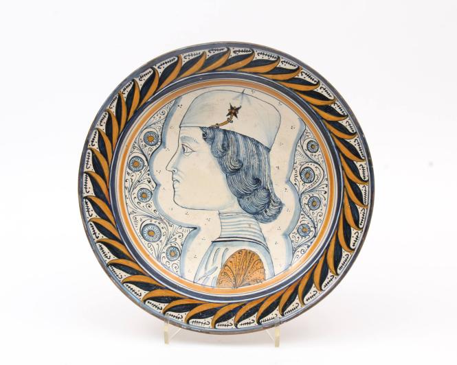 Dish with portrait of a man