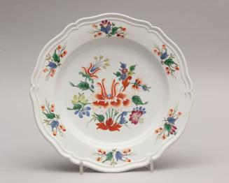 Plate with Tulipano Design