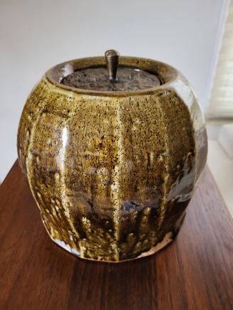 Bevelled Jar