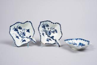 Set of Three Leaf-shaped Pickle Dish