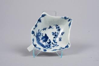 Ivy Leaf Pickle Dish with Two Peony Rock Bird Pattern