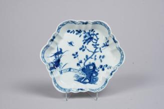 Teapot Stand with Warbler Pattern