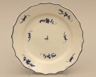 Plate with Chantilly sprigs